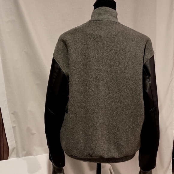 DeLong Varsity Men's Grey Wool Blend and Faux Leather Jacket - Picture 3 of 11